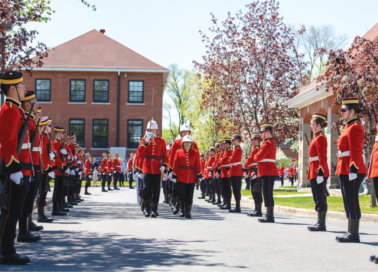 Collèges militaires du Canada - Des universités qui se distinguent