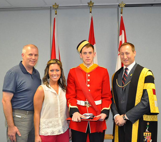 La famille Shannon avec l'honorable Peter McKay