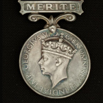 Médailles du Canada, annoncées en octobre 1944, mais jamais décernées, sept échantillons ont été réalisés en anglais, sept en français.