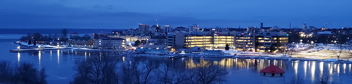 Le campus du CMR à partir de Fort Henry